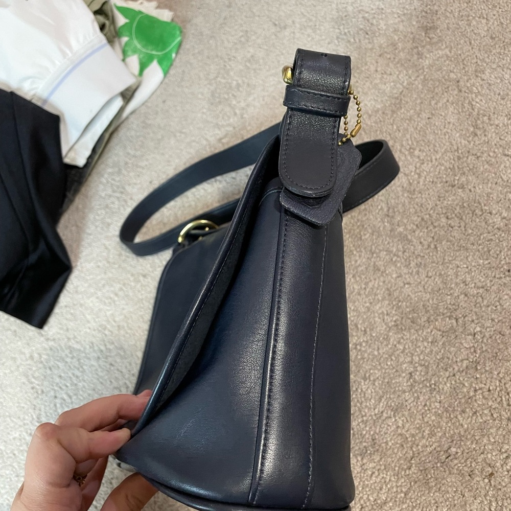 Vintage Navy Coach Fletcher Bag - Picture 13 of 14